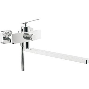 Смеситель для ванны Oute T11223